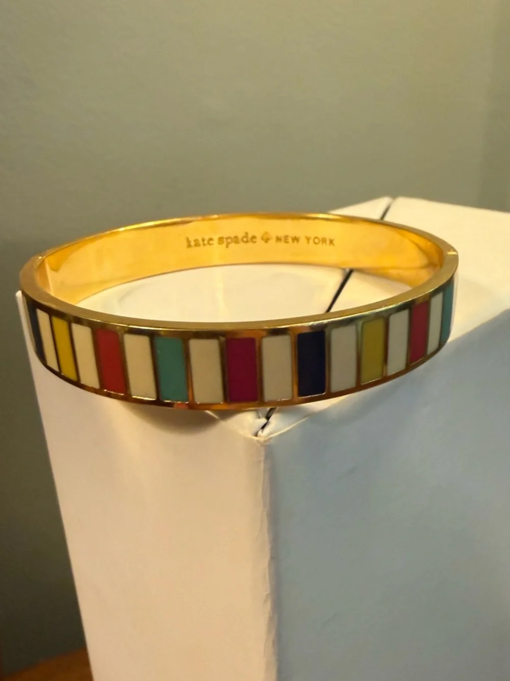 KATE SPADE How Do You Do Rainbow Stripe Bangle Bracelet Gold - Picture 3 of 8